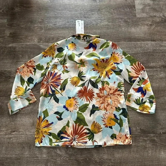 Zara Tropical Floral Multi Color Button Front Blouse NWT size S - Picture 2 of 7